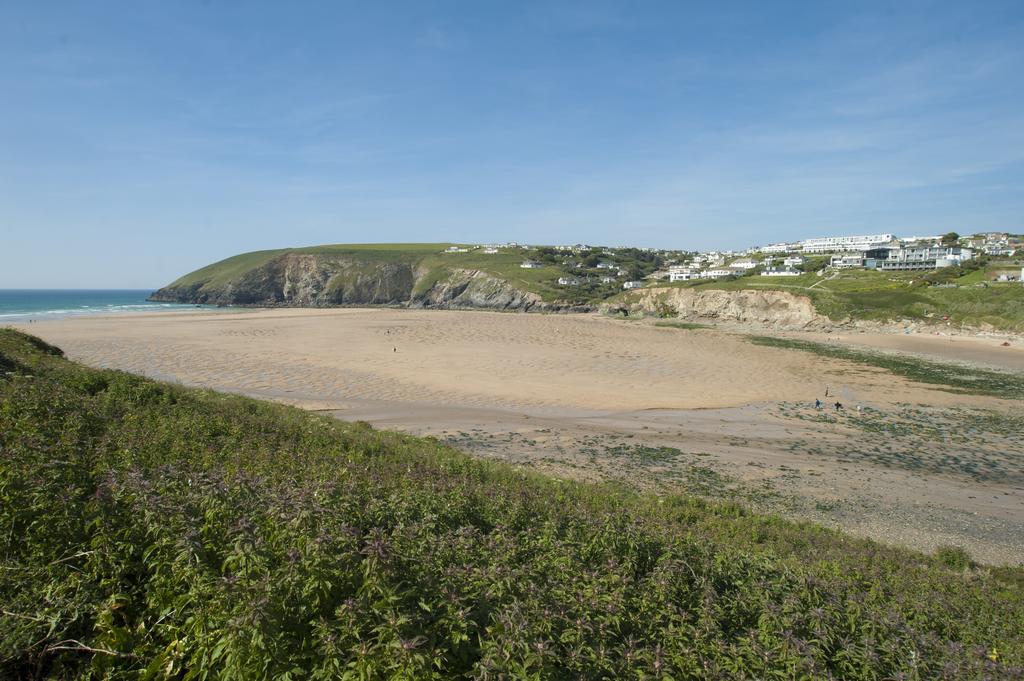 White Mawgan Porth
